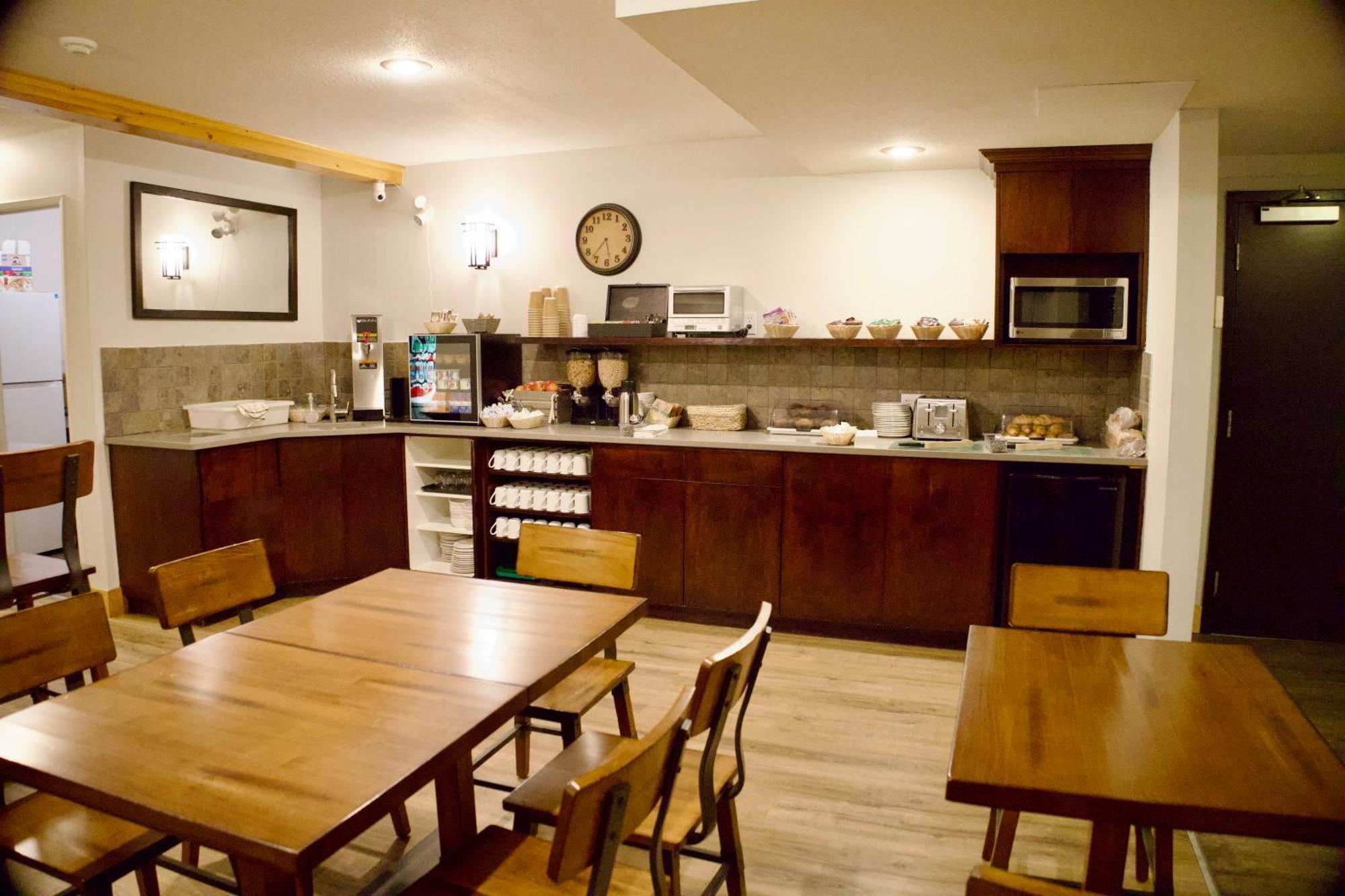 Glacier Mountain Lodge Blue River Bagian luar foto