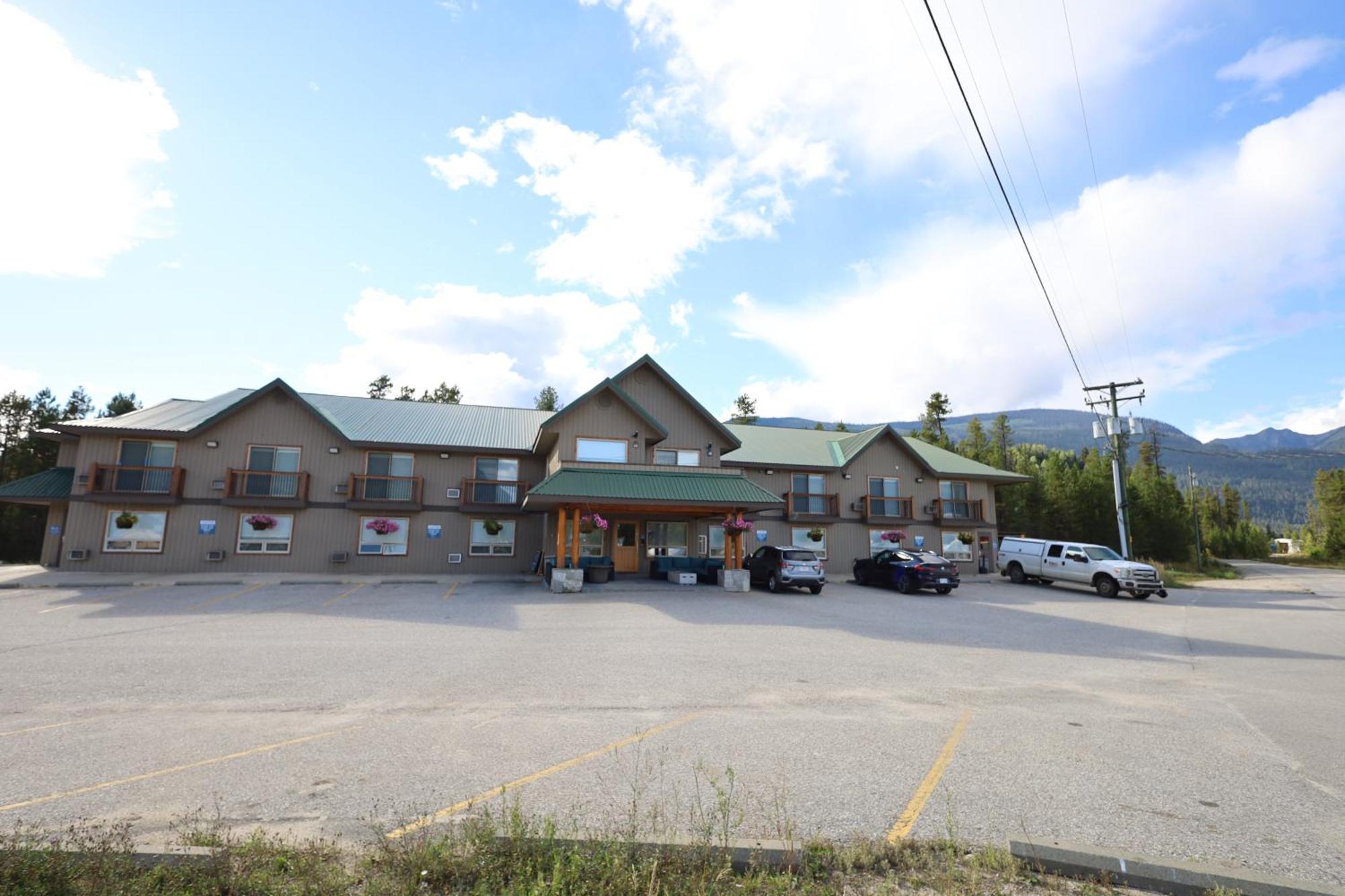 Glacier Mountain Lodge Blue River Bagian luar foto