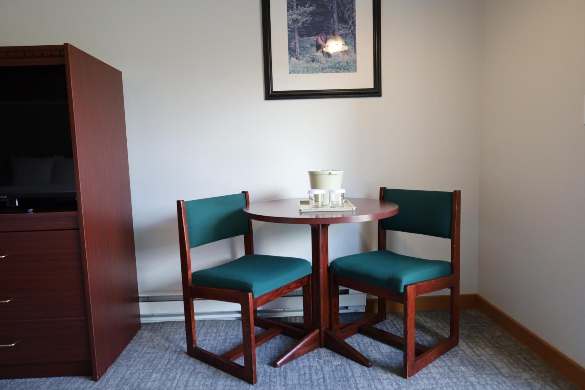 Glacier Mountain Lodge Blue River Bagian luar foto